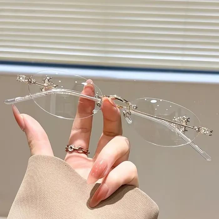 Lunettes sans monture incrustées d'or