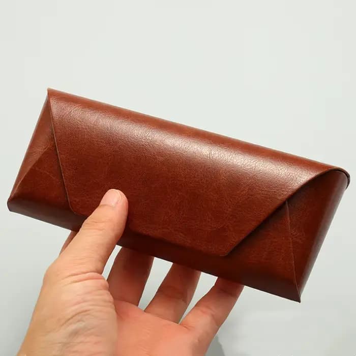 Boîte à lunettes rétro en cuir PU pour hommes