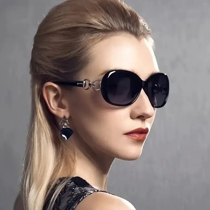 Lunettes de soleil carrées de luxe pour femmes