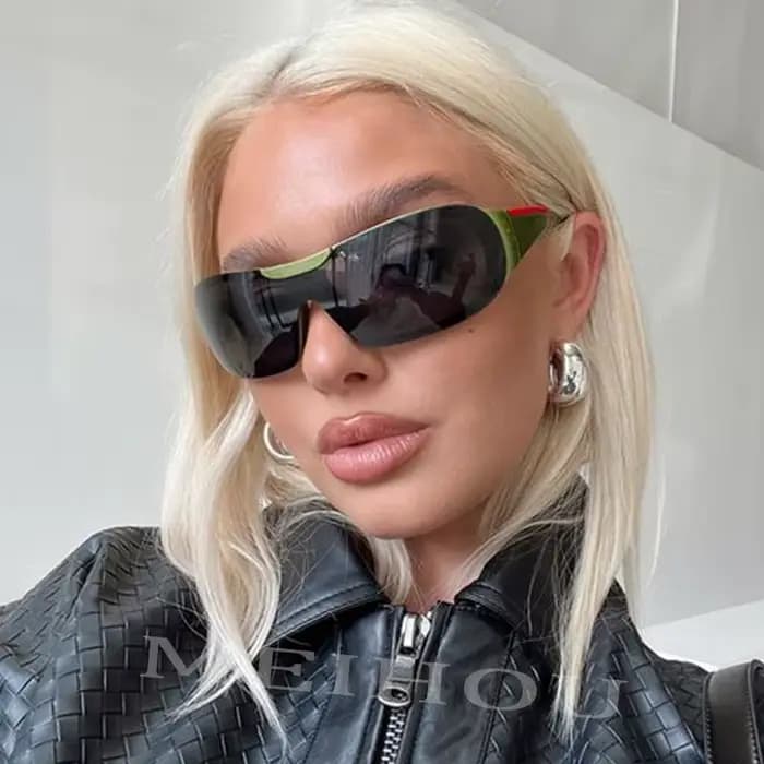 Lunettes de soleil vintage à grand cadre pour femmes