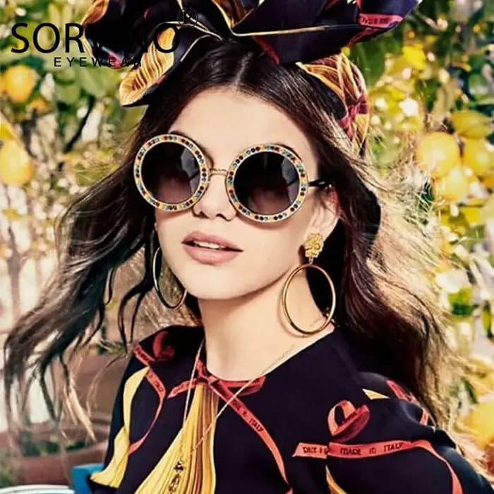 Lunettes de soleil rondes en cristal diamant pour femmes