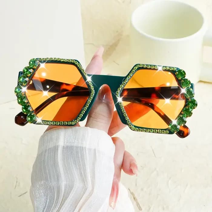 Lunettes de soleil en strass pour femmes