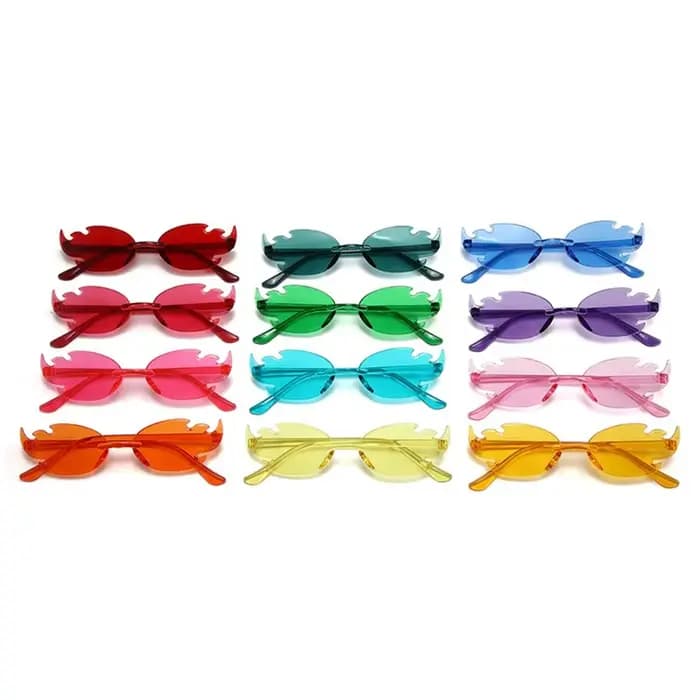 Lunettes de soleil tendance sans bords en forme de flamme