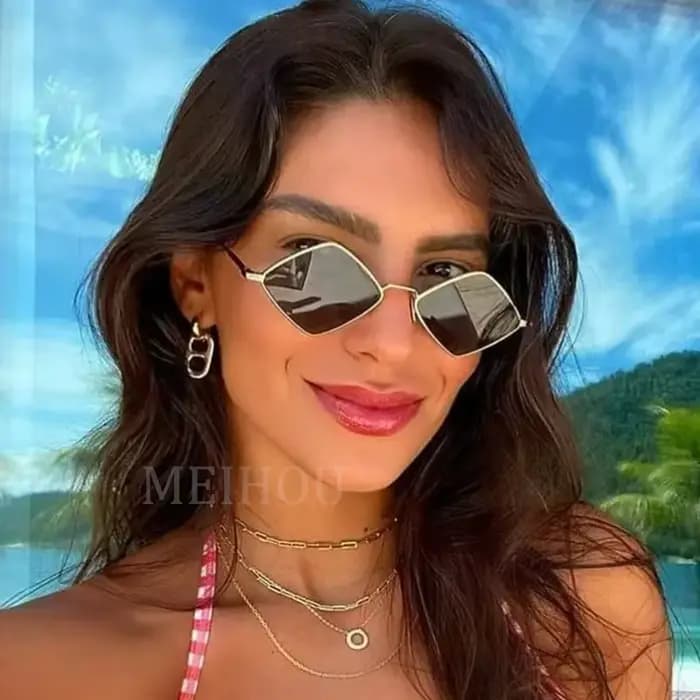 Hipster polygone femmes lunettes de soleil irrégulière Vintage petit cadre losange dames
