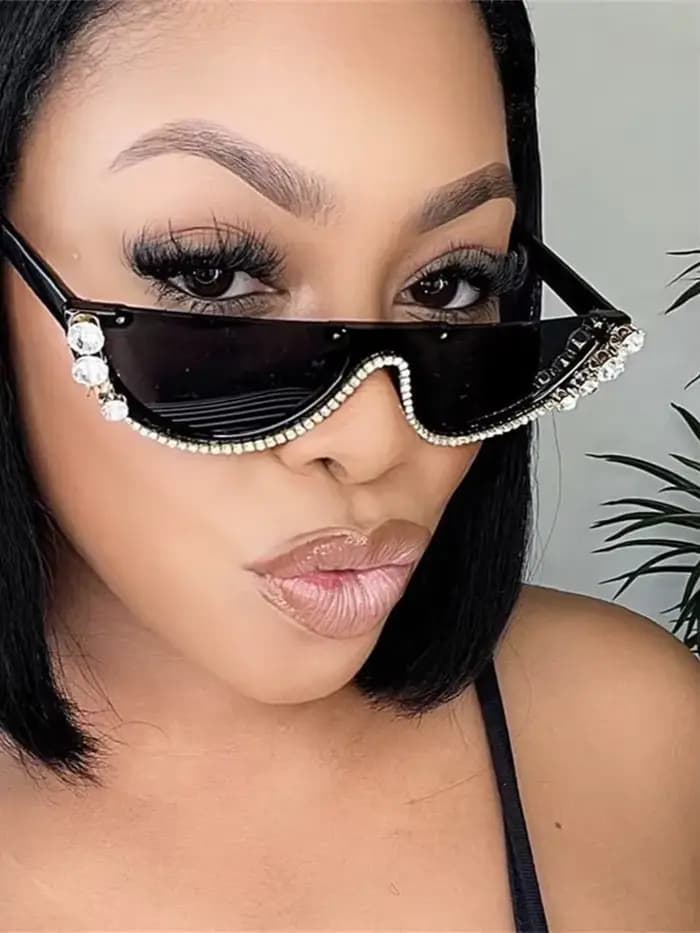 Lunettes de soleil ovales magnifiques pour femmes