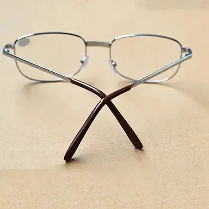 Lunettes de lecture tendance pour hommes, ultra-légères, à verres transparents, loupe, portables, cadeau pour les parents, anti-fatigue, pour presbytes