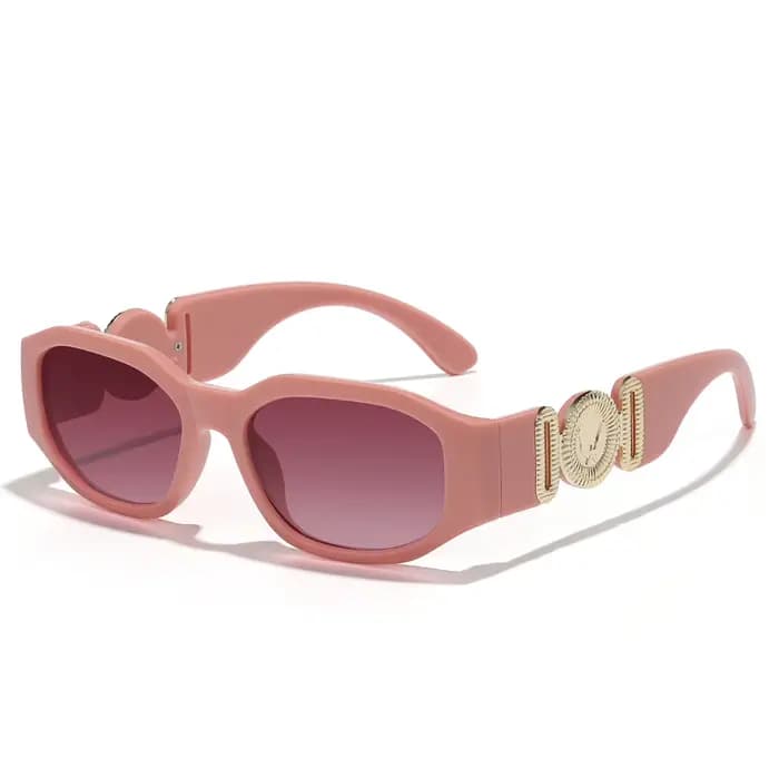 Lunettes de soleil à la mode pour femmes avec pièces métalliques