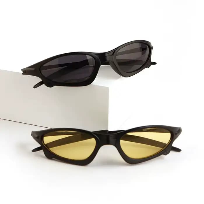 Lunettes unisexes style Y2K avec design inspiré de la technologie