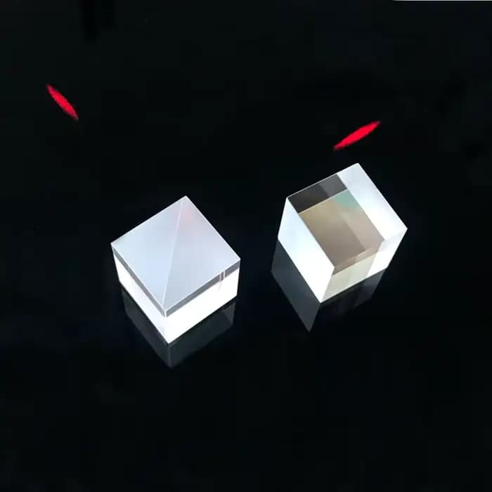 Mathiateur de faisceau de verre optique semi-coulée, traitement de cube semi-transparent, prisme cimenté, rapport de fente, 10mm, 50%: 50%