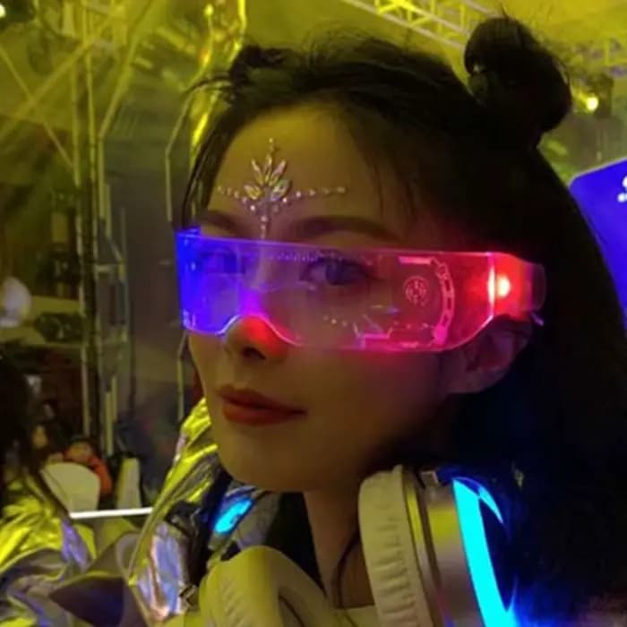 Lunettes décoratives lumineuses à la mode