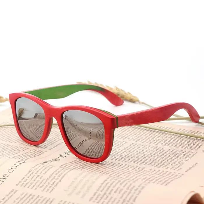 Lunettes de soleil en bois de marque BerWer