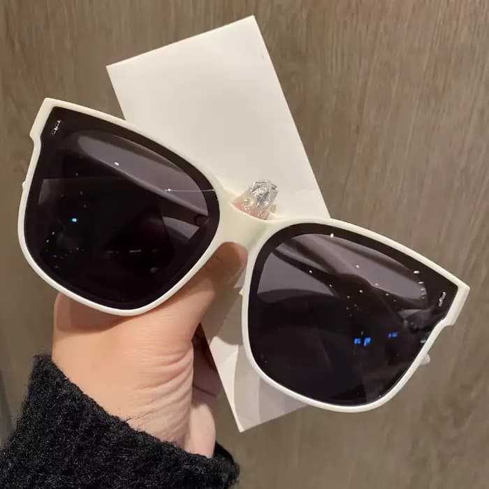 1 paire de lunettes de soleil polarisées à clipser pour femmes, pour la myopie, protection UV, amincissantes et élégantes