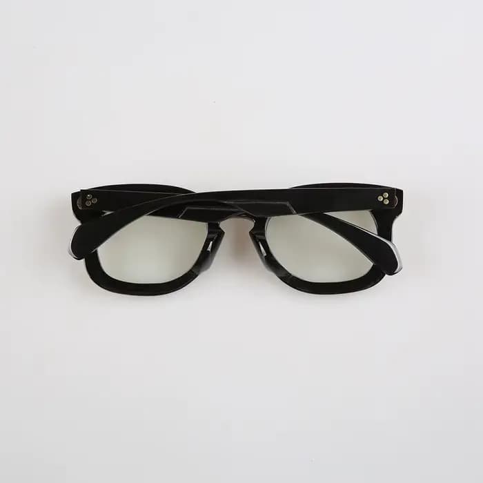 Lunettes de soleil en corne de buffle