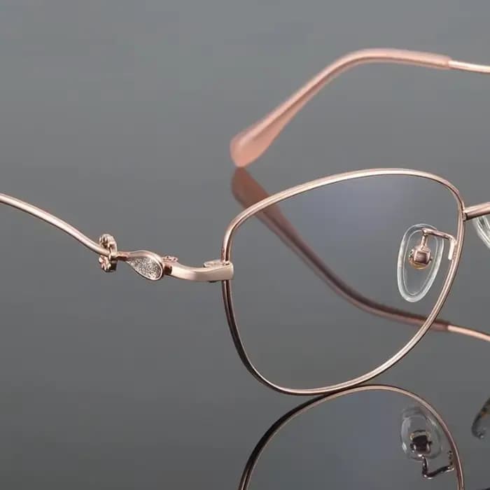Monture de lunettes œil de chat BCLEAR pour femmes
