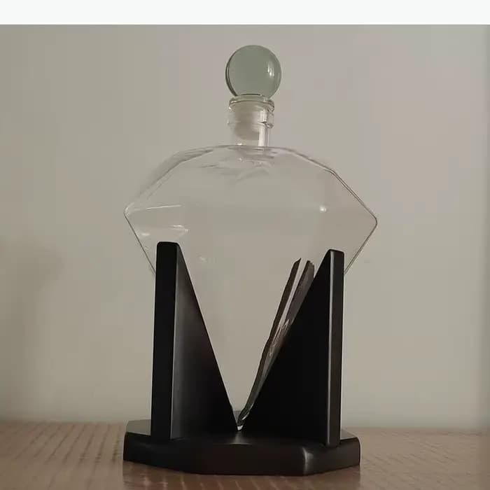 Bouteille en verre en forme de diamant avec base en bois, carafe en verre épaissi, flacon, carafe à liqueur, flacons à liqueur, bouteilles de whisky