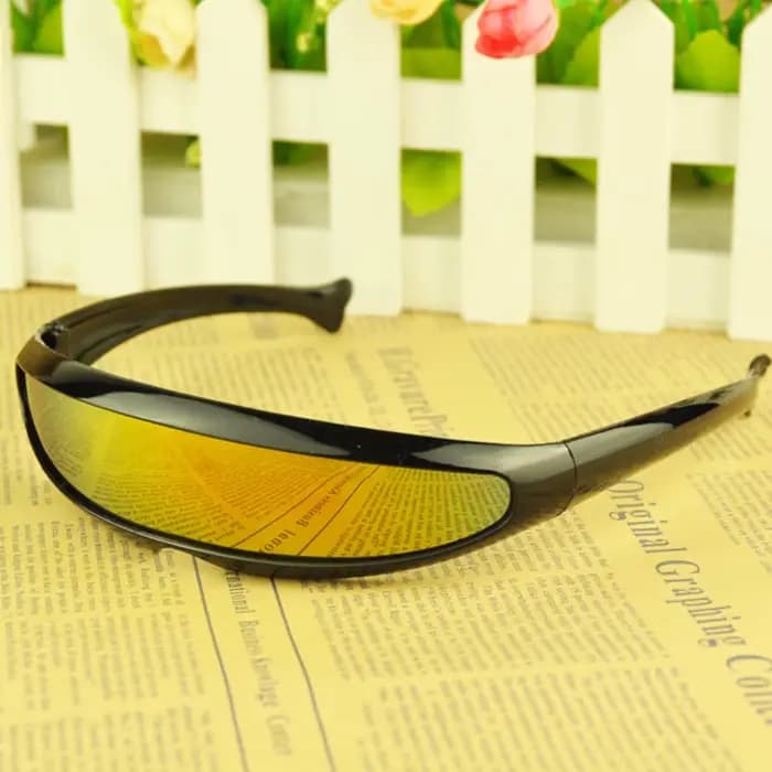 Lunettes de soleil futuristes à visière cyclope étroite pour hommes