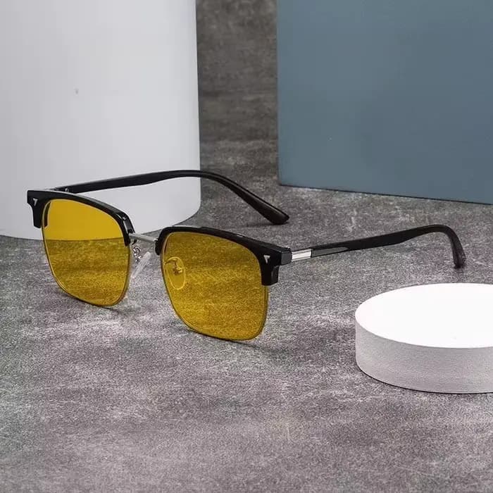 Lunettes de myopie à la mode