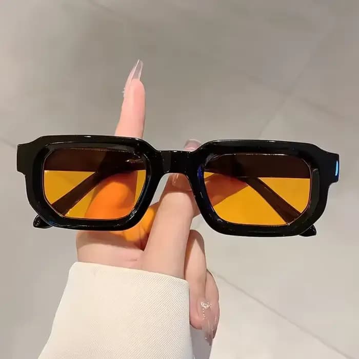 Lunettes de soleil tendance à monture fine