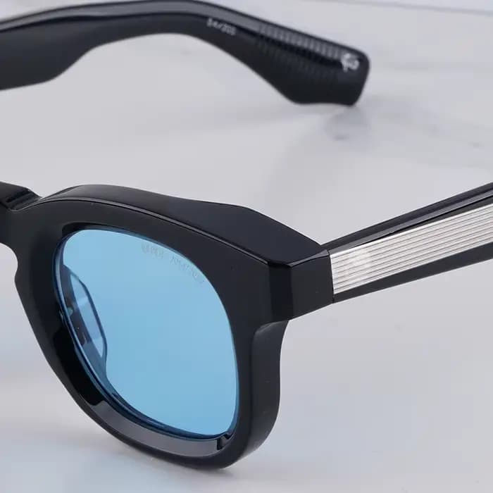 Lunettes de soleil ovales Devaux de la collection Classique Décade pour hommes
