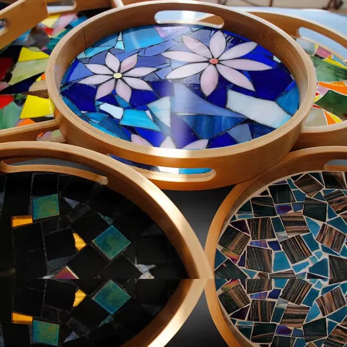 100 pièces de verre coloré en forme de feuille et de pétale, briques de verre colorées découpées à la main, utilisées pour les travaux manuels, fournitures d'art en mosaïque