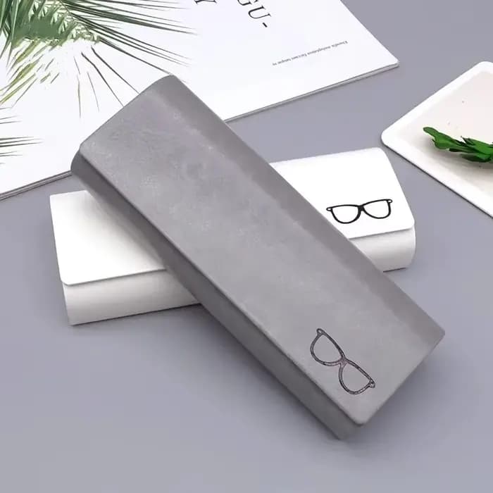 Nouvel étui à lunettes en cuir haut de gamme et minimaliste — Résistant aux chocs