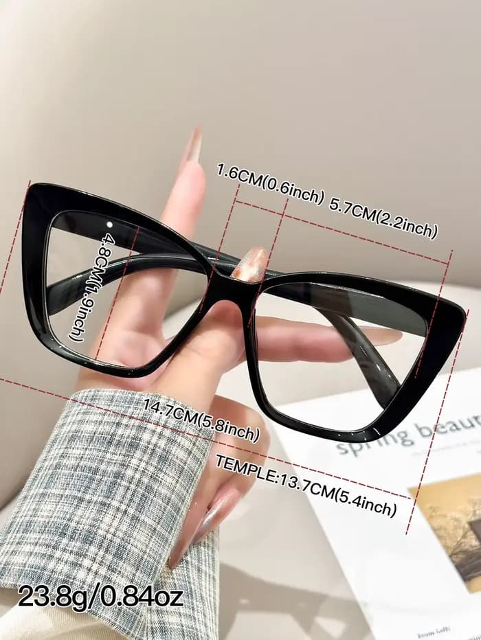 1 paire de lunettes œil-de-chat noires à la mode
