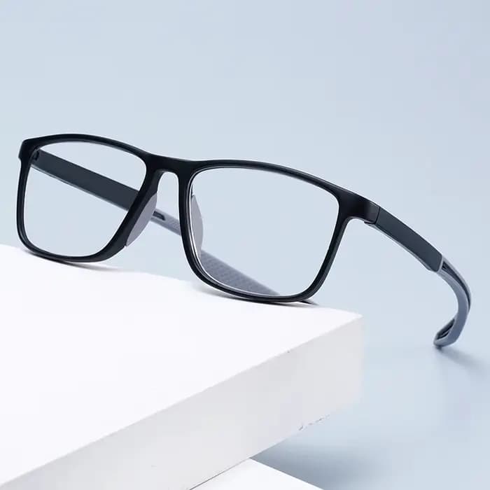 Trois paires de lunettes de lecture à grande monture élégantes et confortables