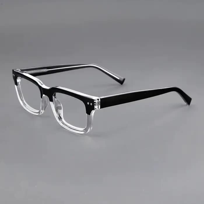 Les nouvelles lunettes à petite monture Nerdy en écaille de tortue caractéristiques un cadre et un temple de lumière