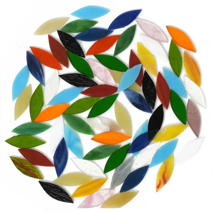 100 pièces de verre coloré en forme de feuille et de pétale, briques de verre colorées découpées à la main, utilisées pour les travaux manuels, fournitures d'art en mosaïque