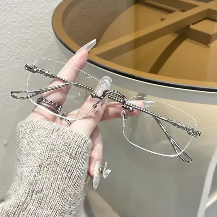 Lunettes rectangulaires sans monture pour femmes élégantes