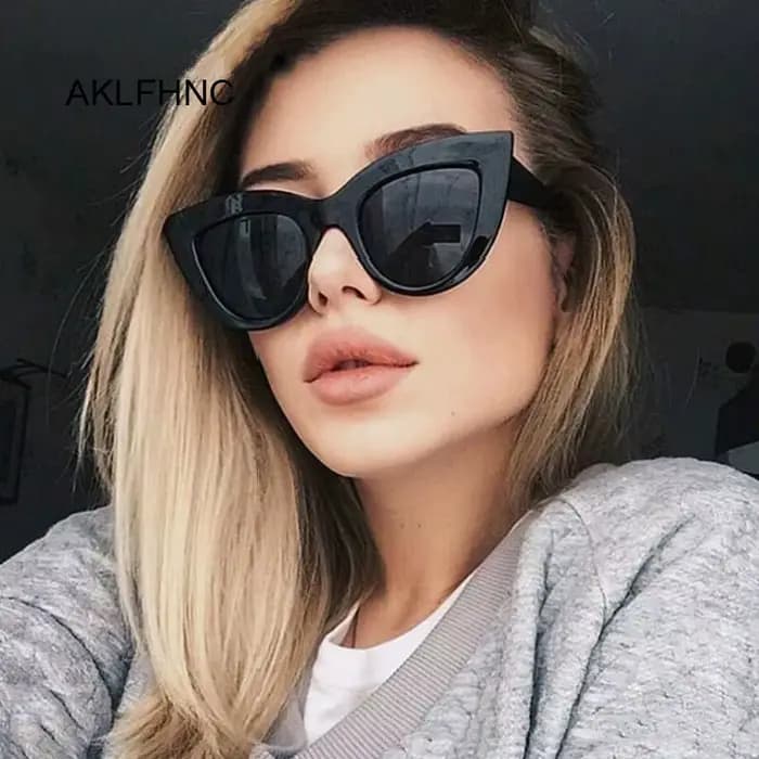 Nouveau rétro mode lunettes de soleil femme marque concepteur Vintage oeil de chat noir