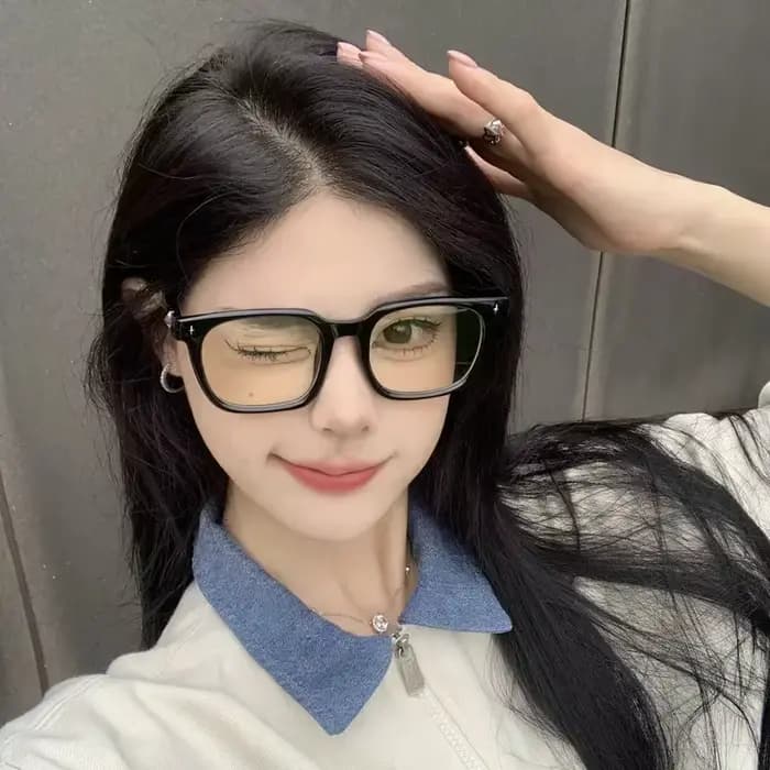 Lunettes de myopie à monture noire rétro coréenne pour femmes