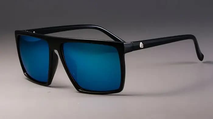 Lunettes de soleil tendance tête de mort, monture carrée de haute qualité, grande monture rétro, verres colorés pour hommes et femmes