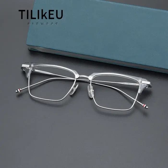 Montures de lunettes en titane pur de la marque New York
