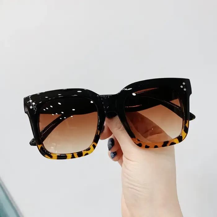 Classique rétro surdimensionné lunettes De soleil femme marque Vintage voyage grand cadre carré lunettes De soleil pour femme Oculos Lunette De Soleil