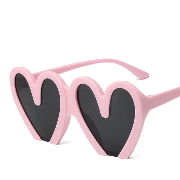 Lunettes de soleil en forme de cœur pour femmes