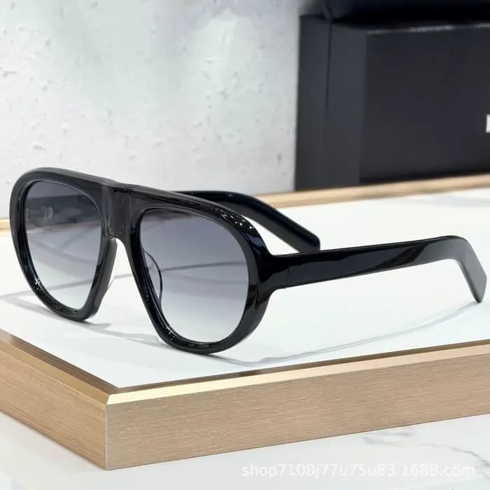 Nouvelles lunettes de soleil tendance de haute qualité pour femmes, style européen et américain, monture large, lunettes de soleil amincissantes pour hommes