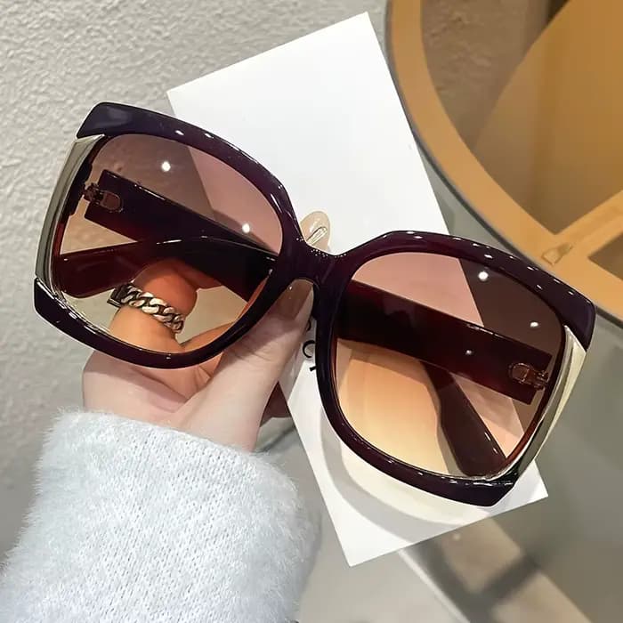 Lunettes de soleil carrées surdimensionnées pour femmes – Cadre PC antireflet et durable avec charnières métalliques – Parfaites pour la plage et les voyages