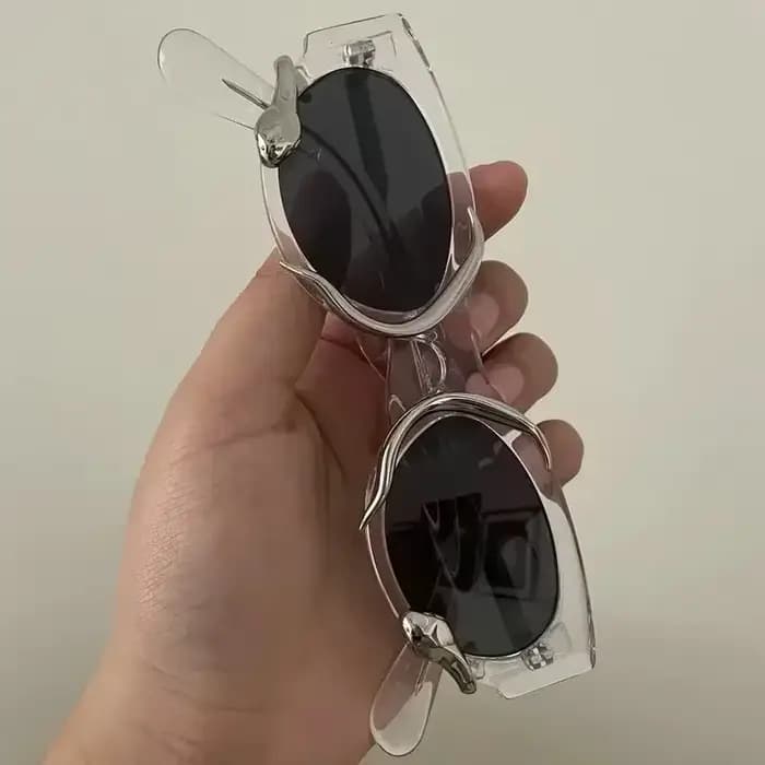 Lunettes de soleil Y2k avec serpents