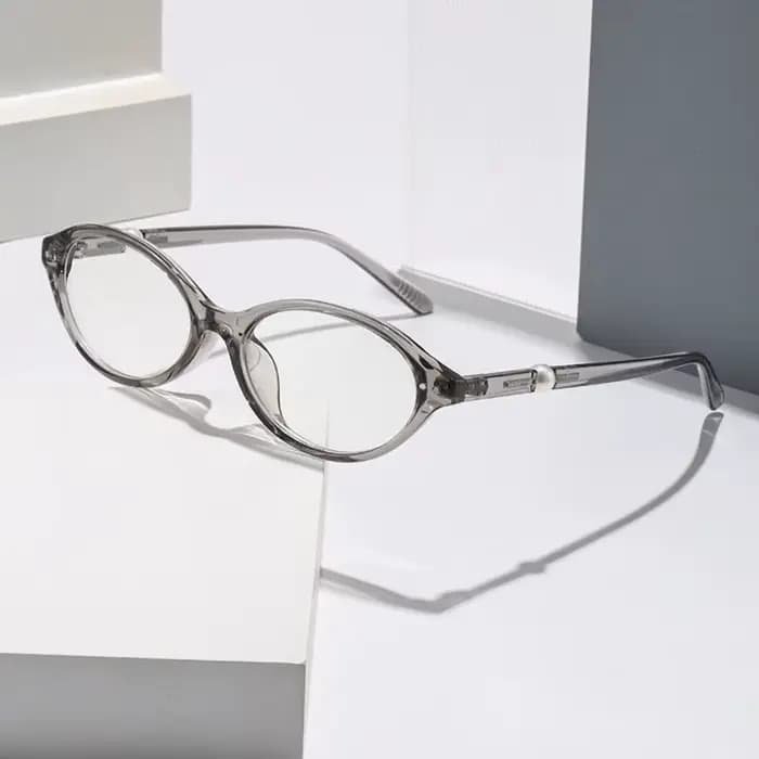 Lunettes de lecture ovales élégantes avec décor en perles