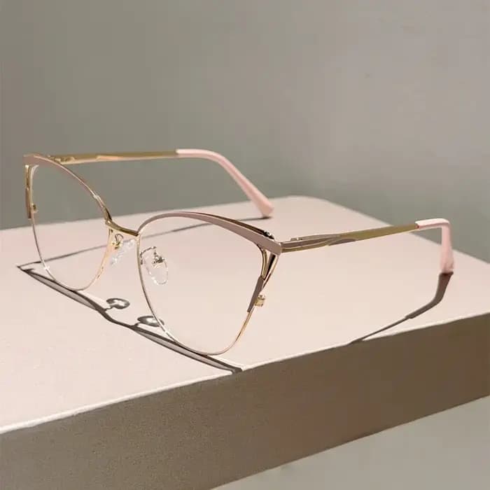 GM LUMIAS surdimensionné lunettes yeux de chat femmes nouvelle mode Vintage jante creuse montures optiques
