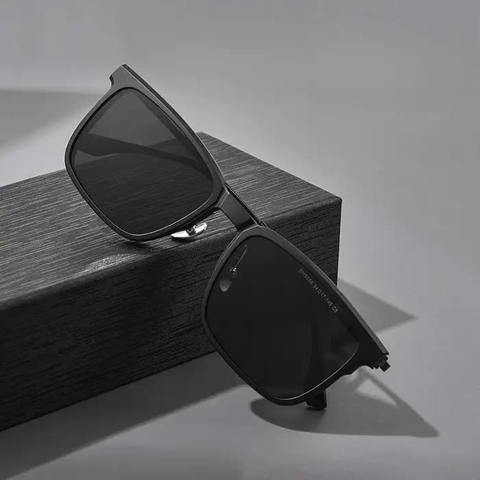 YIMARUILI mode polarisé pince magnétique sur lunettes TR90 pur titane rétro carré optique Prescripti