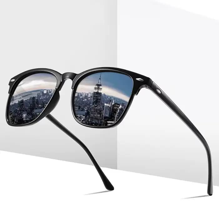 Nouvelles lunettes de soleil polarisées femmes noir en plastique plein cadre carré