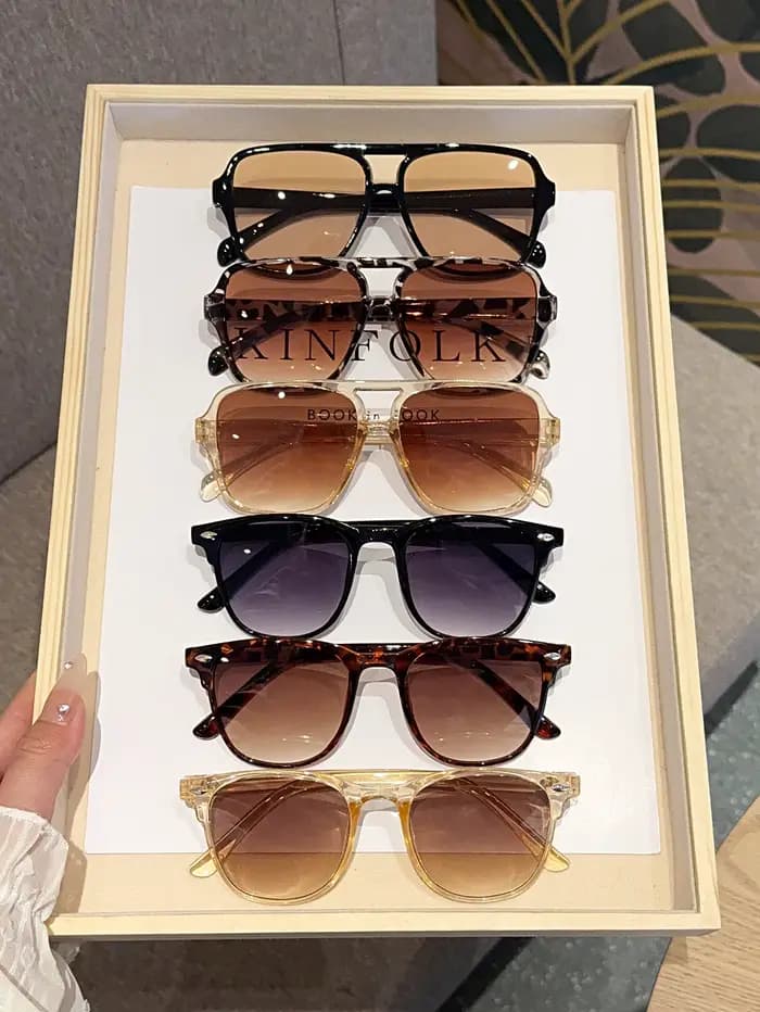 Ensemble de lunettes à monture carrée à la mode