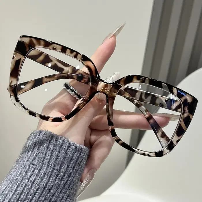 Lunettes de soleil œil de chat esthétiques littéraires pour femmes, grandes lunettes de soleil carrées rétro, lentille transparente zéro puissance pour femmes, accessoires lunettes