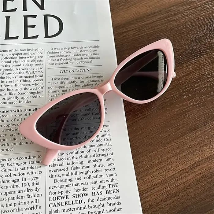 Lunettes de soleil en forme d'œil de chat