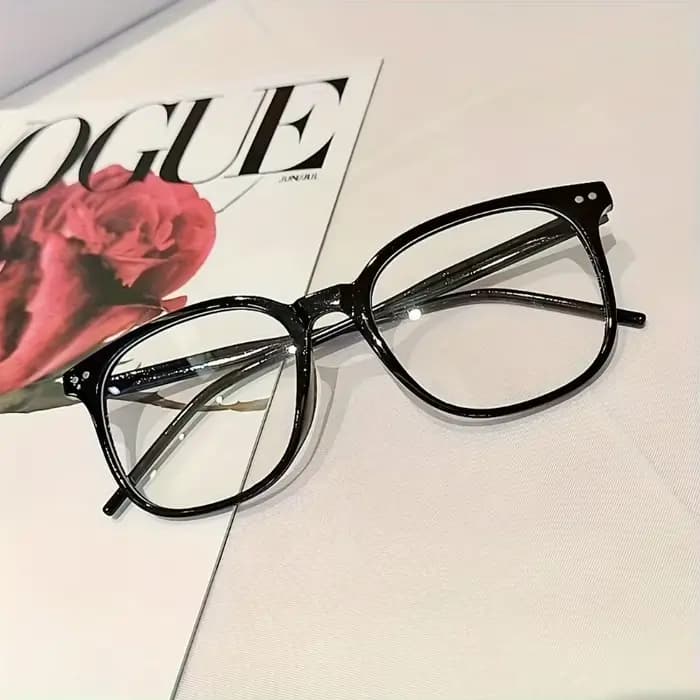 Lunettes à monture carrée minimaliste avec verres transparents