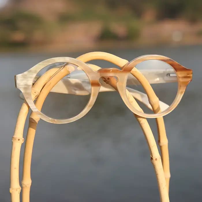 Lunettes rondes transparentes en écaille de tortue