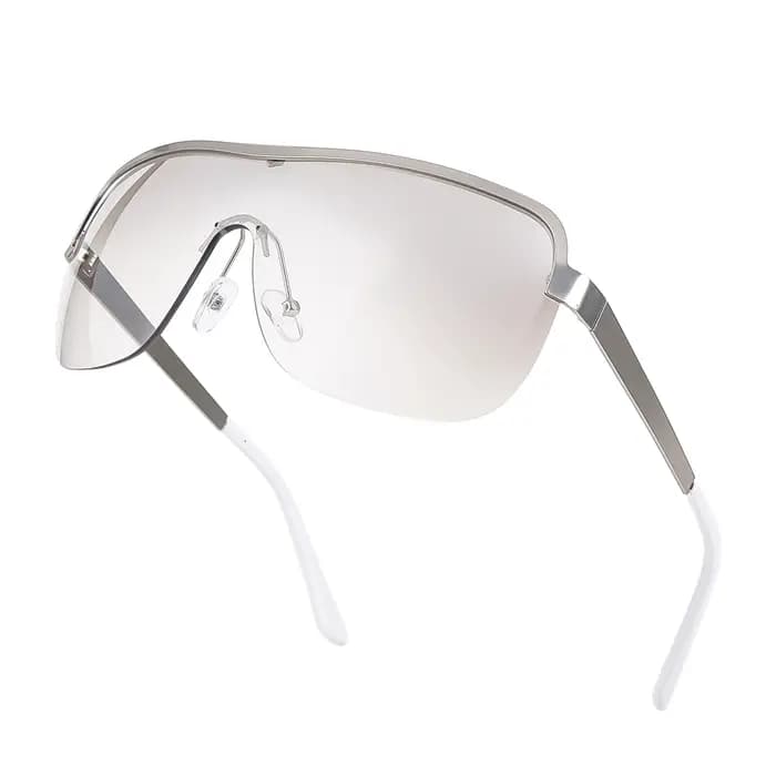 Lunettes de soleil surdimensionnées